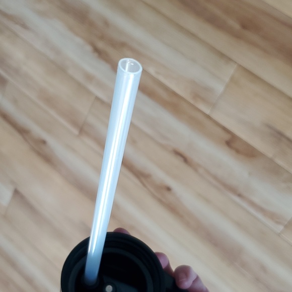 Hydrapeak 32oz stainless water bottle - Picture 5 of 6